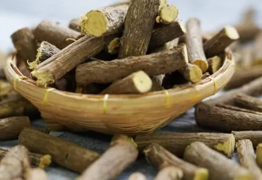 Nature with Organic Herbs & Roots